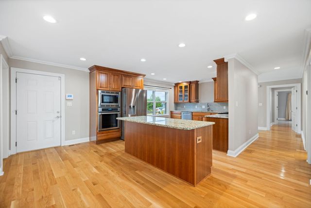 119 Holly Hill Drive, Berea, KY 40403
