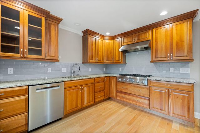 119 Holly Hill Drive, Berea, KY 40403