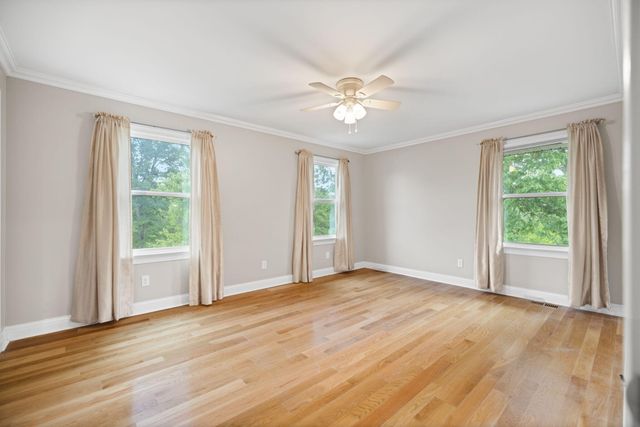 119 Holly Hill Drive, Berea, KY 40403