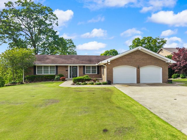 119 Holly Hill Drive, Berea, KY 40403