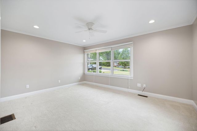 119 Holly Hill Drive, Berea, KY 40403