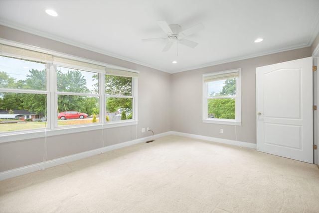 119 Holly Hill Drive, Berea, KY 40403