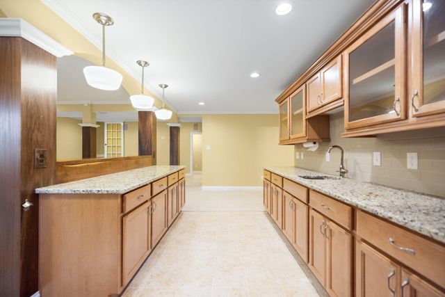 119 Holly Hill Drive, Berea, KY 40403