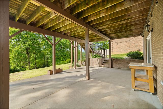 119 Holly Hill Drive, Berea, KY 40403