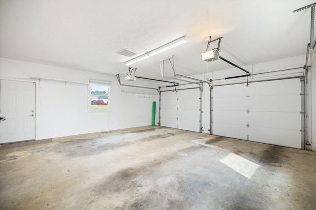 119 Holly Hill Drive, Berea, KY 40403