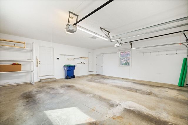 119 Holly Hill Drive, Berea, KY 40403