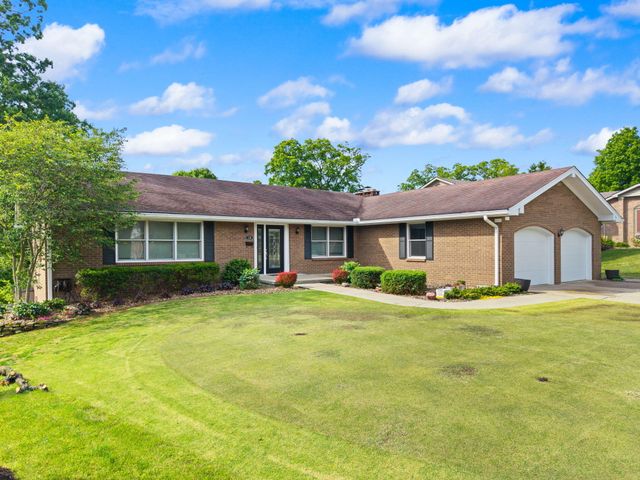 119 Holly Hill Drive, Berea, KY 40403