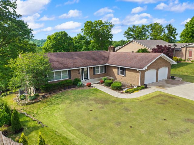119 Holly Hill Drive, Berea, KY 40403