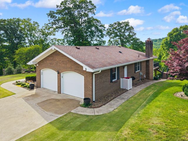 119 Holly Hill Drive, Berea, KY 40403