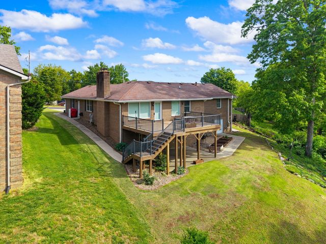 119 Holly Hill Drive, Berea, KY 40403