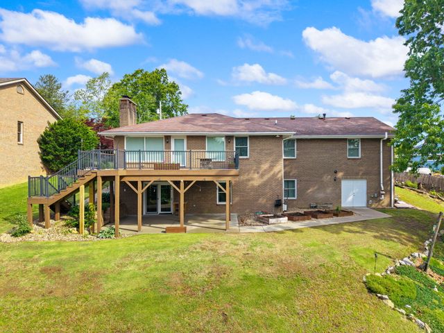 119 Holly Hill Drive, Berea, KY 40403
