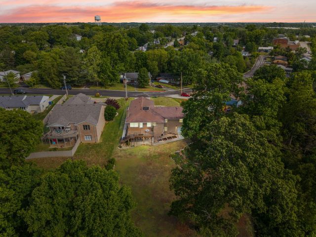 119 Holly Hill Drive, Berea, KY 40403