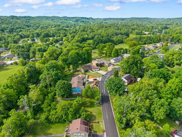 119 Holly Hill Drive, Berea, KY 40403