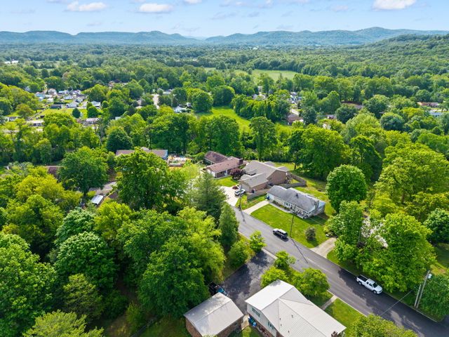 119 Holly Hill Drive, Berea, KY 40403