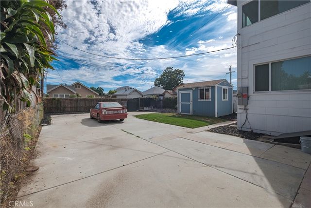 1758 W 41st, Los Angeles, CA 90062