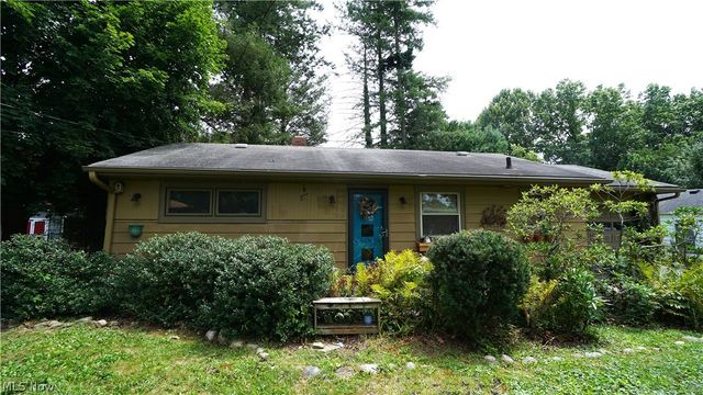 264 Kent Drive, Tallmadge, OH 44278