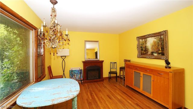 264 Kent Drive, Tallmadge, OH 44278