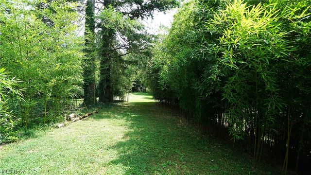 264 Kent Drive, Tallmadge, OH 44278