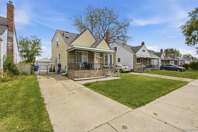 21426 Syracuse Avenue, Warren, MI 48091