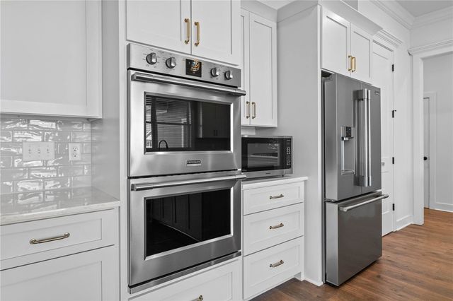 2801 S 20th Place, Rogers, AR 72758