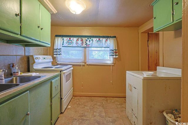 8444 Franklin Dr., Conway, SC 29526