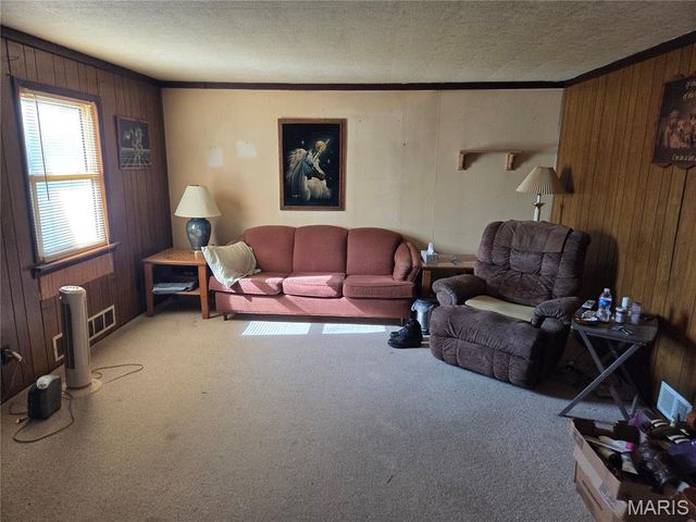 106 Guinzy Hill, Collinsville, IL 62234