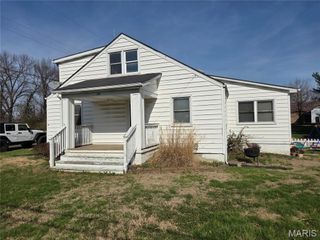 106 Guinzy Hill, Collinsville, IL 62234