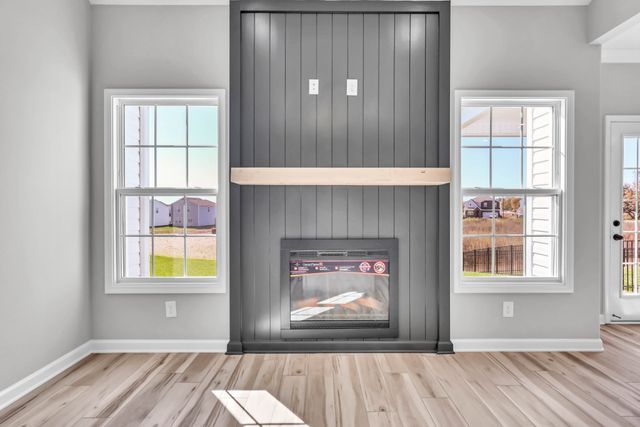 346 Kingland Ln, Clarksville, TN 37043