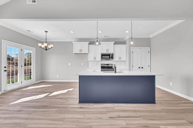 346 Kingland Ln, Clarksville, TN 37043