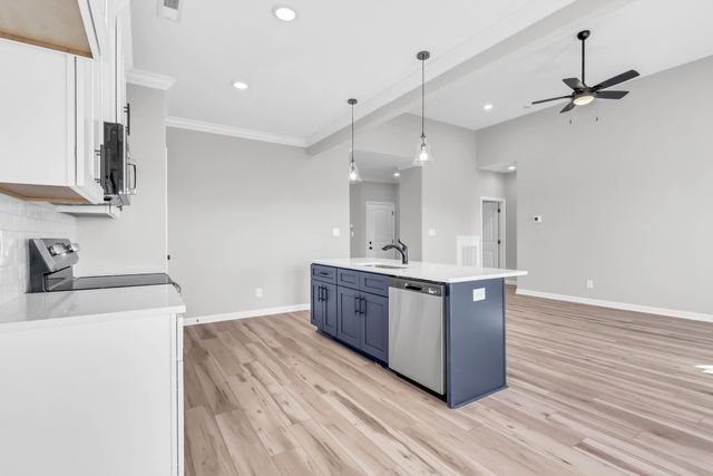 346 Kingland Ln, Clarksville, TN 37043