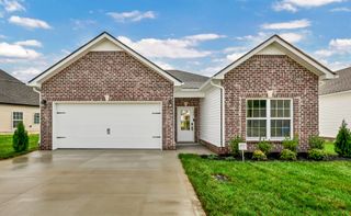 346 Kingland Ln, Clarksville, TN 37043