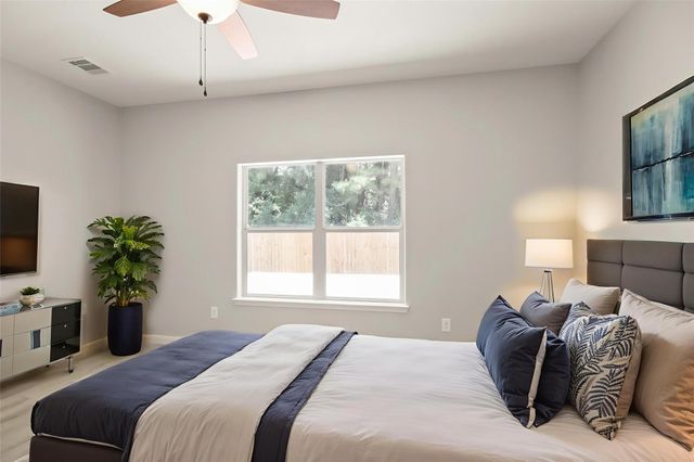 30918 Sweetwater Circle, Magnolia, TX 77355