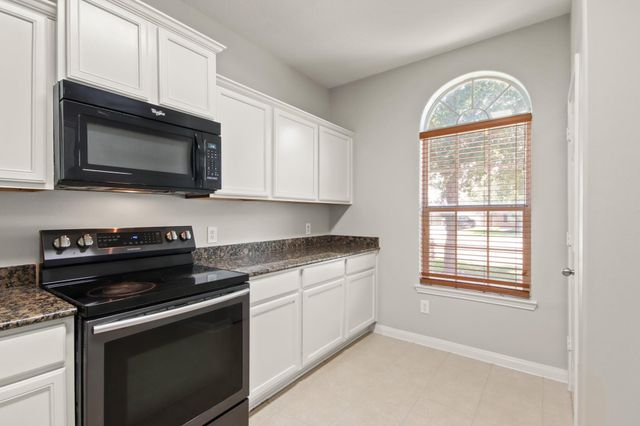 30918 Sweetwater Circle, Magnolia, TX 77355