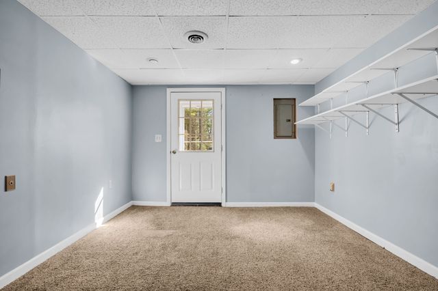 1006 Twin Oaks Dr, White Bluff, TN 37187