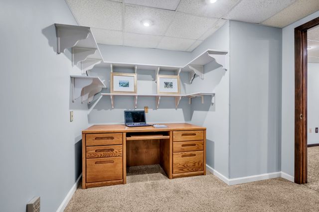 1006 Twin Oaks Dr, White Bluff, TN 37187