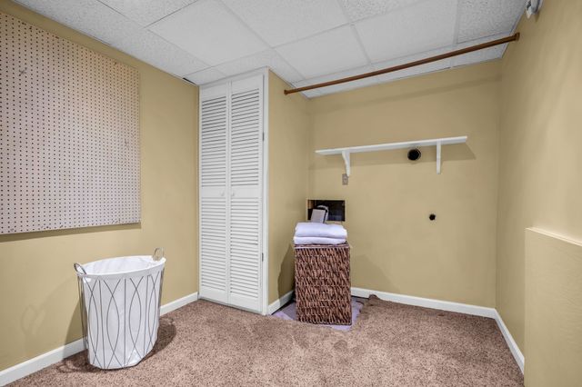 1006 Twin Oaks Dr, White Bluff, TN 37187