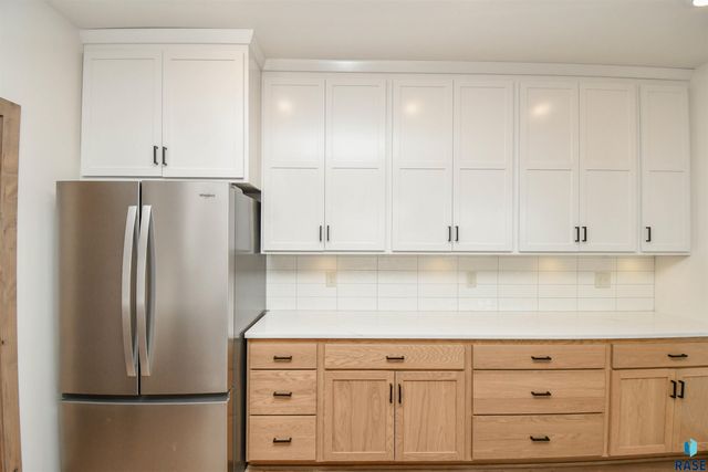 6601 E Fieldview St Street, Sioux Falls, SD 57110