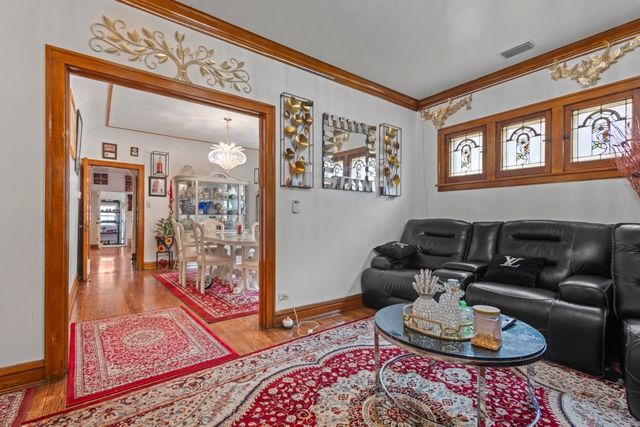 1215 S 58th Court, Cicero, IL 60804