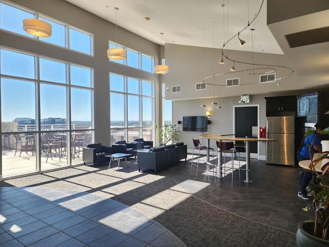 400 W North Street 1508, Raleigh, NC 27603