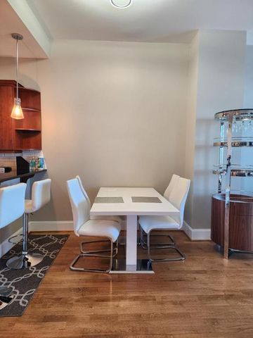 400 W North Street 1508, Raleigh, NC 27603