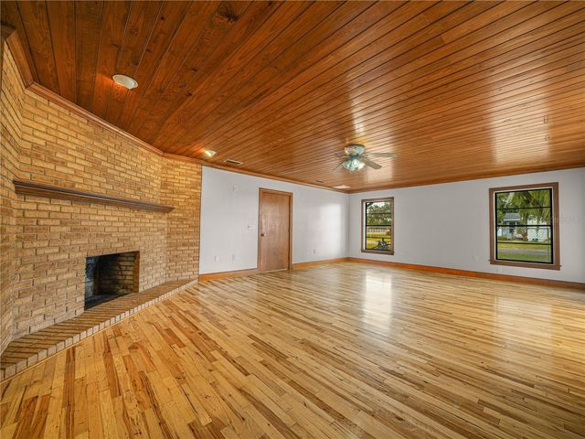 1761 HWY 630 W, Frostproof, FL 33843