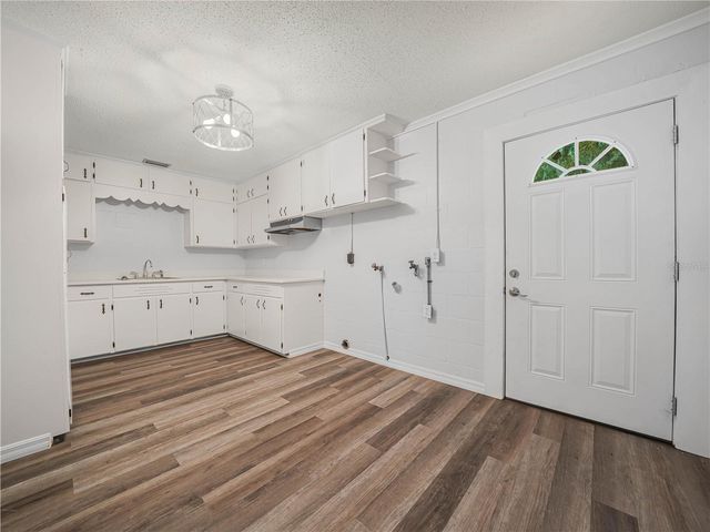 1761 HWY 630 W, Frostproof, FL 33843