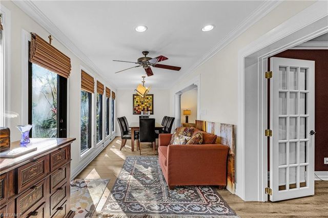 124 Pinebrook DR, Fort Myers, FL 33907