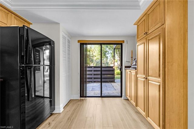 124 Pinebrook DR, Fort Myers, FL 33907