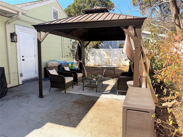 4101 11TH AVENUE N, St Petersburg, FL 33713