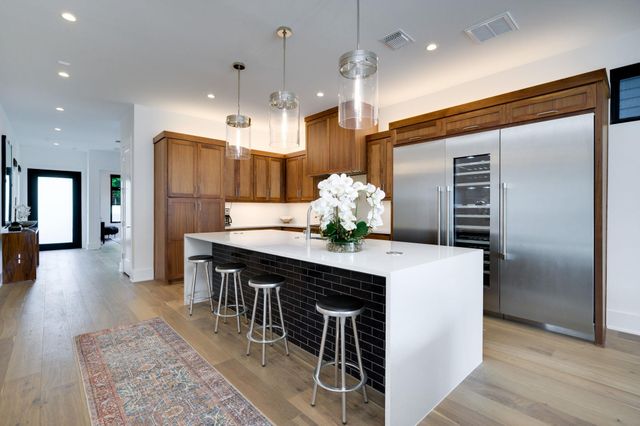 2415 McCall RD, Austin, TX 78703