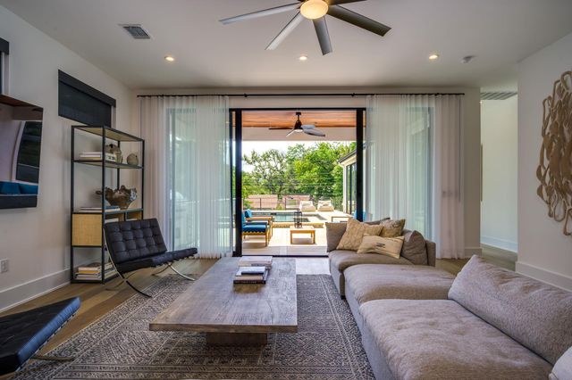 2415 McCall RD, Austin, TX 78703