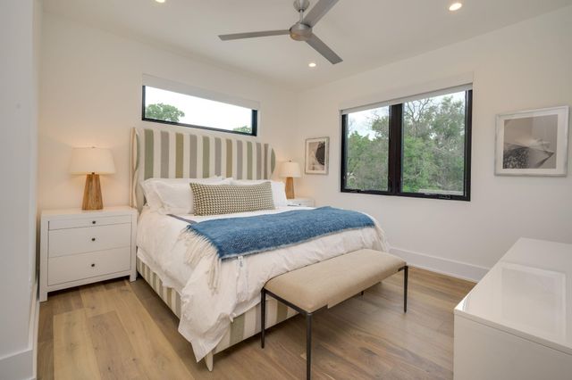 2415 McCall RD, Austin, TX 78703