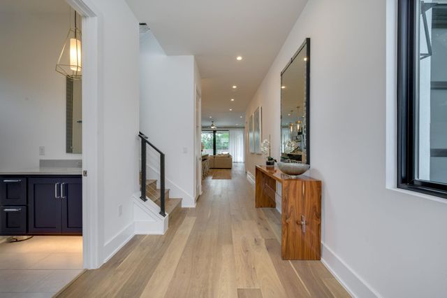 2415 McCall RD, Austin, TX 78703