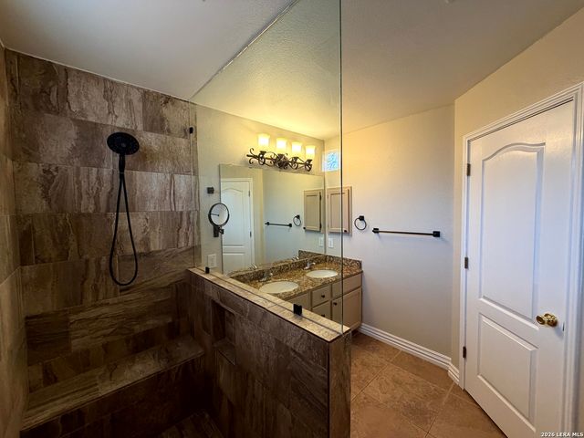 10603 Lynx Range, San Antonio, TX 78251